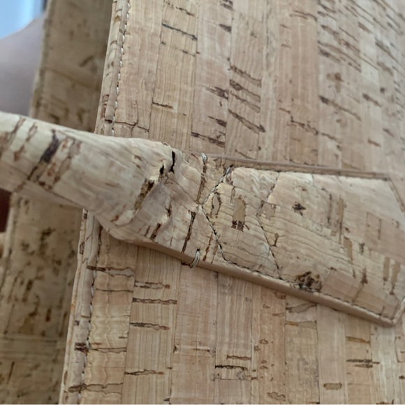 Dagne Dover 13” Cork Summer Work to Beach Tote Organized - Picture 5 of 6